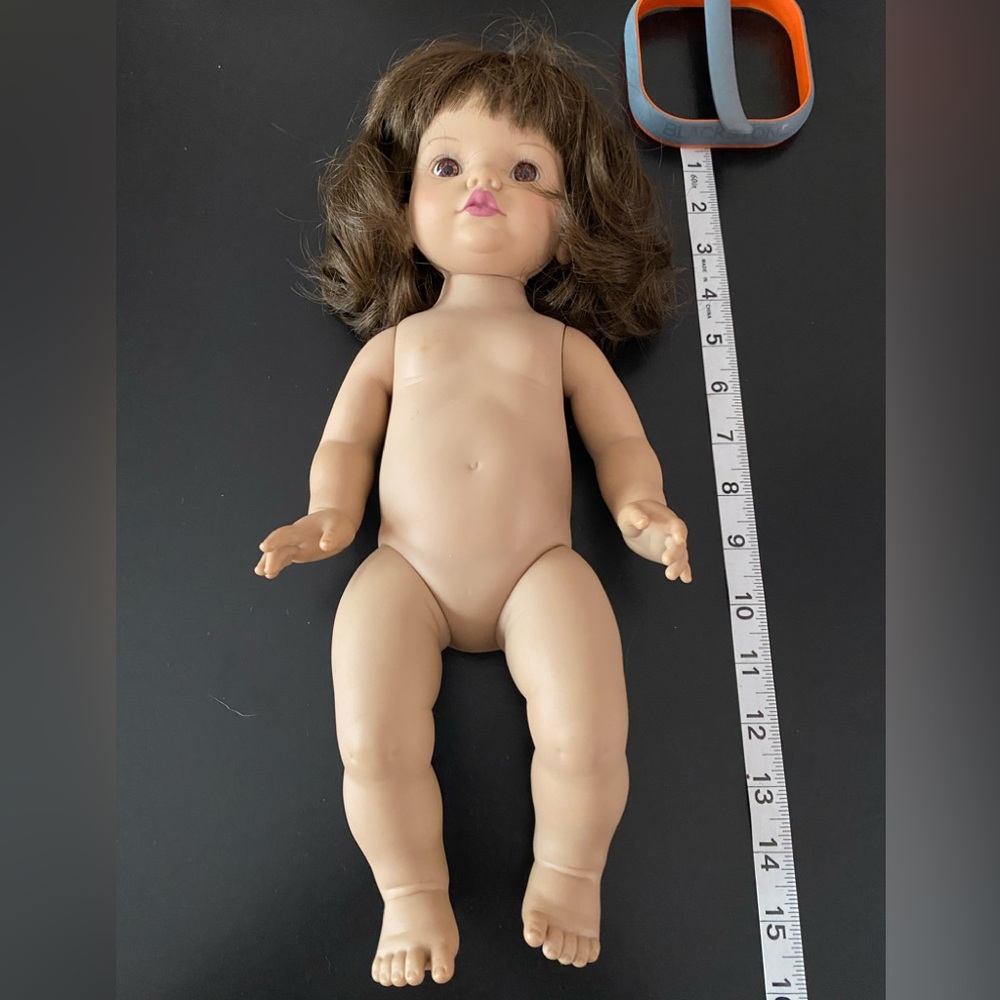1995 Baby So Beautiful Doll (Long Brown Hair)